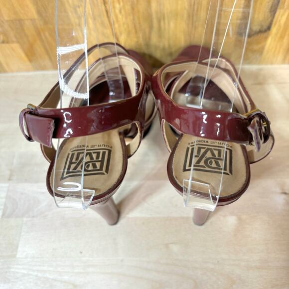 Pour le Victoire Burgundy Patent Leather Platform Strappy Heels 9 - Picture 6 of 12